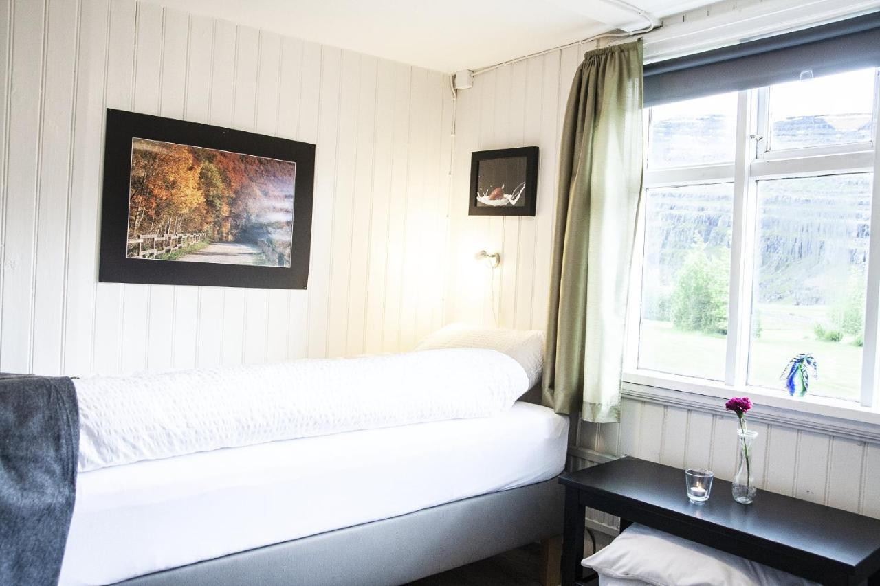 Fossardalur Guesthouse Djúpivogur Eksteriør billede
